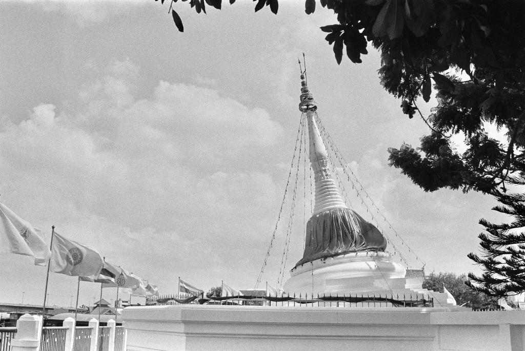 Ko Kret + Grand Palace - 04b.jpeg