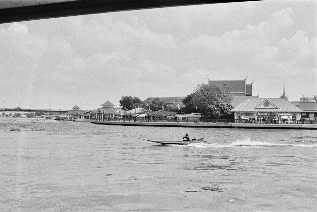 Ko Kret + Grand Palace - 05.jpeg