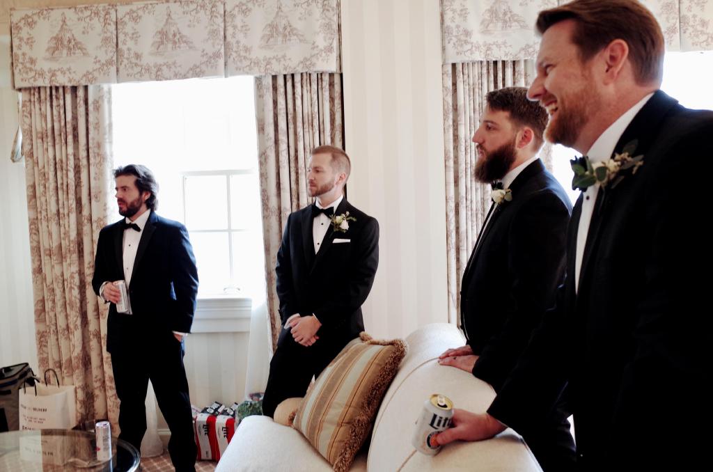 Matt+Liz_Wedding_BTS - 07 of 62.jpg