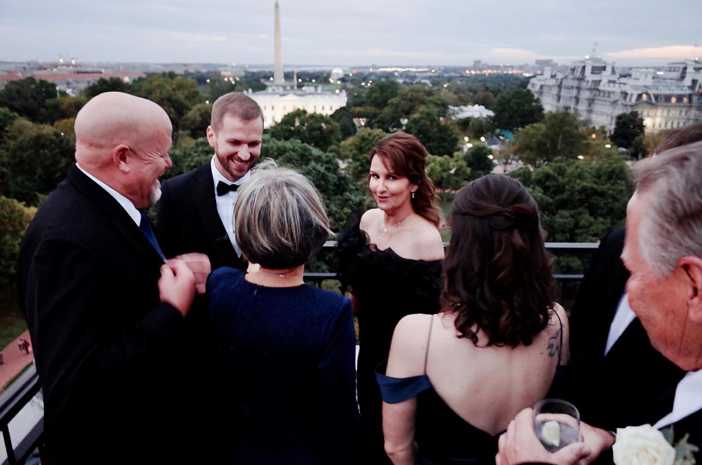 Matt+Liz_Wedding_BTS - 31 of 62~2.jpg